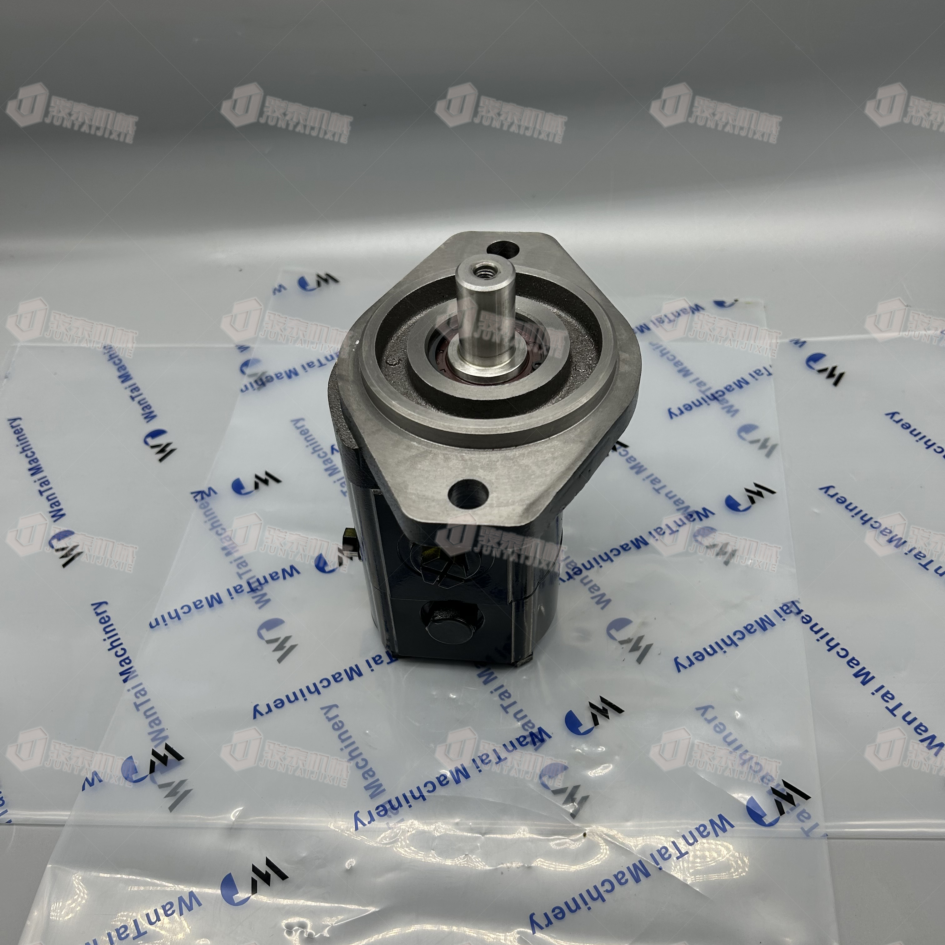 3222326987/3222333479 Spare Part For Epiroc L6D55 MOTOR Featured Image